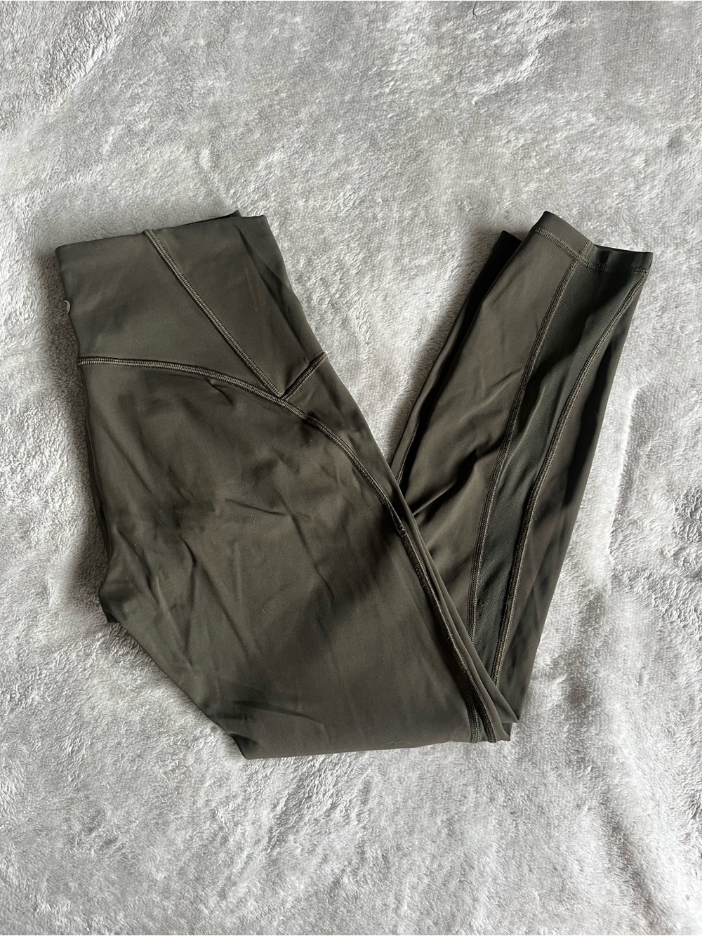 Lululemon Train Times Leggings size 6